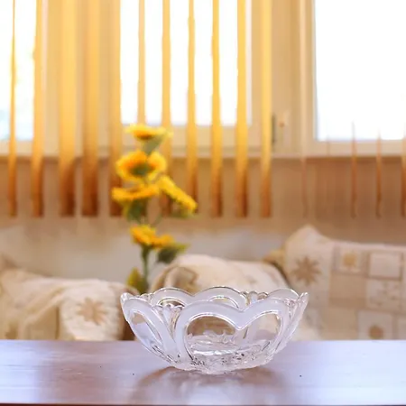 Spacious, Cosy & Bright 2 Bedroom, Central Apartman